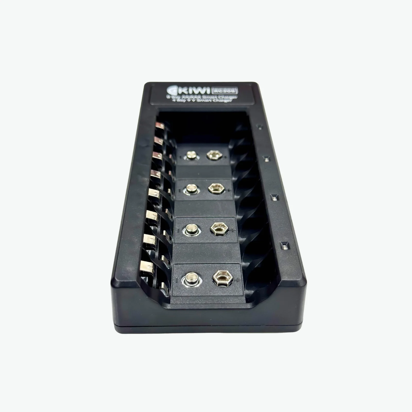 Dock sạc KIWI RC308 tiết kiệm chi phí – Giảm thiểu rác thải pin